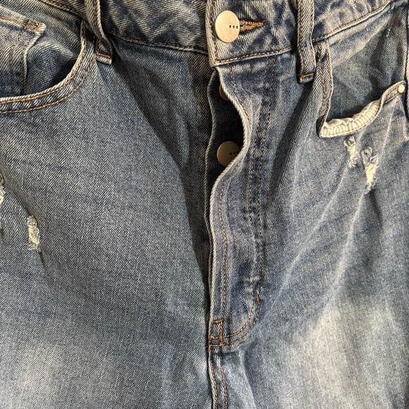 Tgla Blue Denim Light Wash Cuffed Jeans Button Fly Women’s Size 30 Distressed - Picture 3 of 9